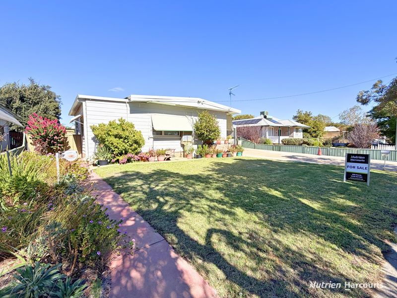 7 Jubilee Street, Merredin WA 6415