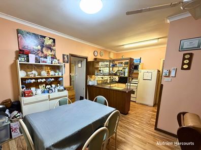7 Jubilee Street, Merredin WA 6415