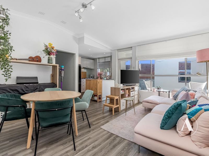 6/39 Kinsella Street, Joondanna