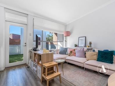 6/39 Kinsella Street, Joondanna WA 6060