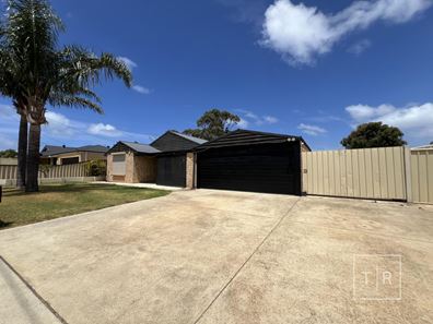 9 Henry Place, Castletown WA 6450