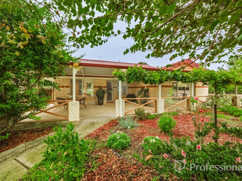 3 Robbie Court, Waroona WA 6215
