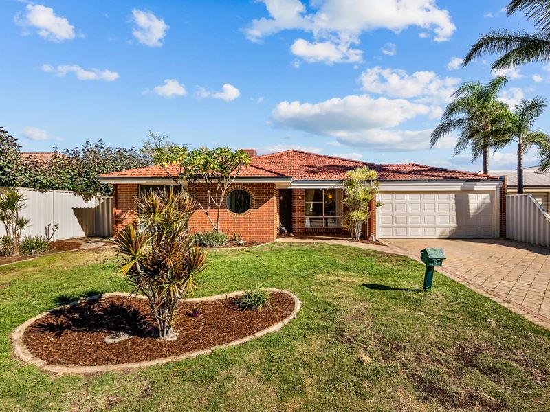6 Waterlily Close, Huntingdale