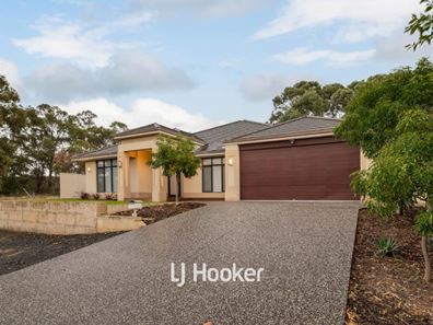 16 Jade Crescent, Dalyellup WA 6230