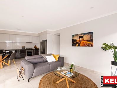 5/213 Fisher  Street, Cloverdale WA 6105