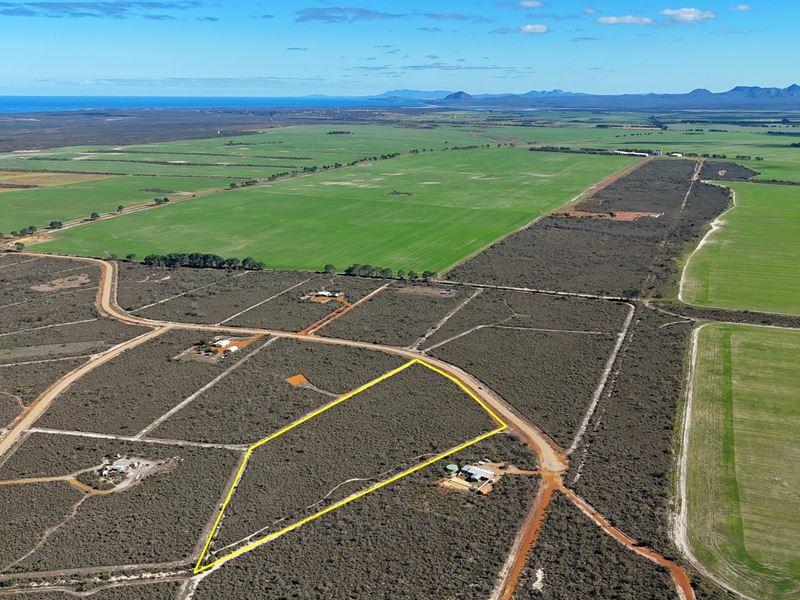 126 Orchid Road, Hopetoun WA 6348
