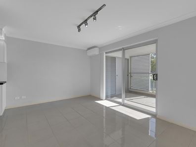6/12 Westralia Gardens, Rockingham WA 6168