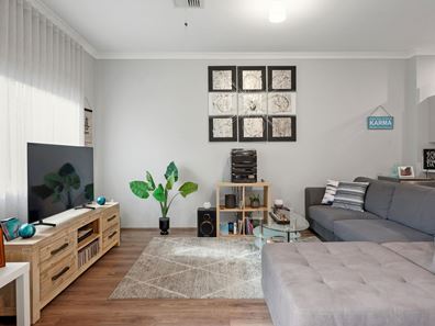 39 Lannam Road, Hilbert WA 6112