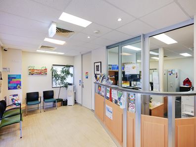 312 Spencer Road, Thornlie WA 6108