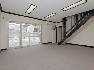 9A Parkinson Lane, Kardinya WA 6163