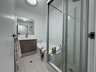 34 Doryanthes Avenue, Piara Waters WA 6112