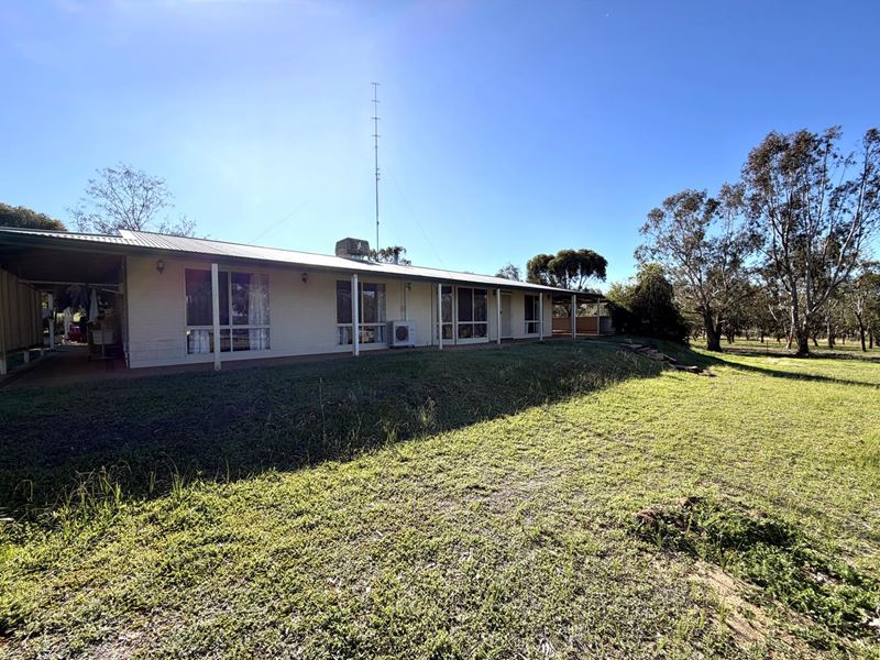 11 Prunster Road, York WA 6302