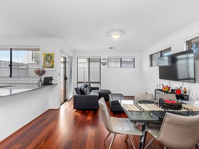 2C Troytown Way, Melville WA 6156