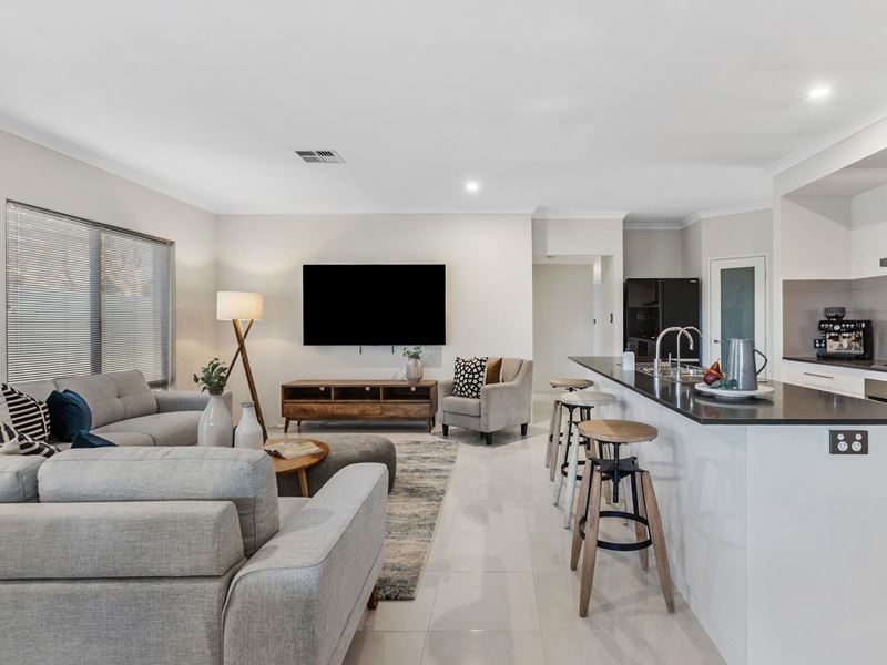 11 Santapola Approach, Alkimos