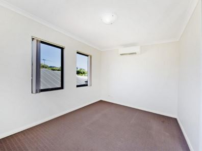12c Lindfield Street, Westminster WA 6061