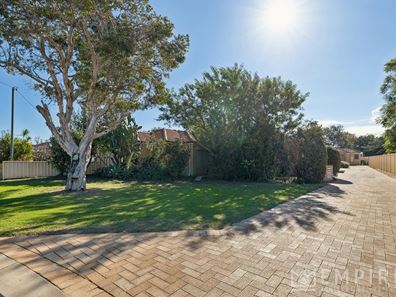 2/24 Mountain View, Kelmscott WA 6111