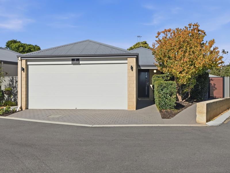 7 Quoin Lane, Byford WA 6122