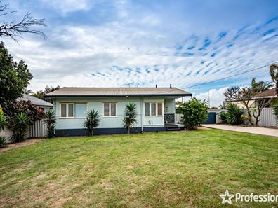 51 Abelia Street, Rangeway WA 6530