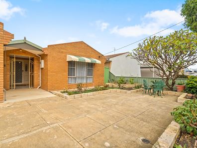70 Moyup Way, South Yunderup WA 6208