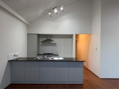 11 Roker Way, Brabham WA 6055