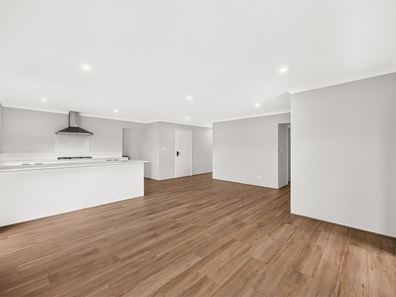 32B Wavelea Street, Safety Bay WA 6169