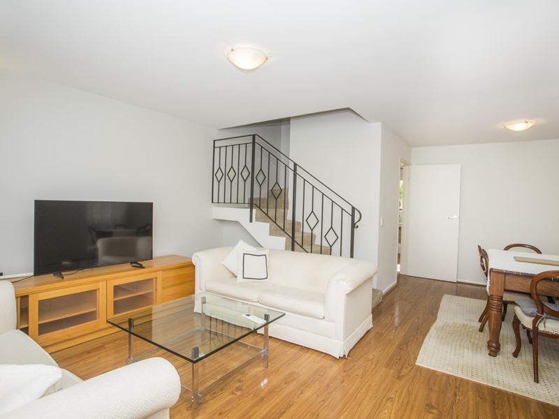 4/196 Coode Street, Como WA 6152