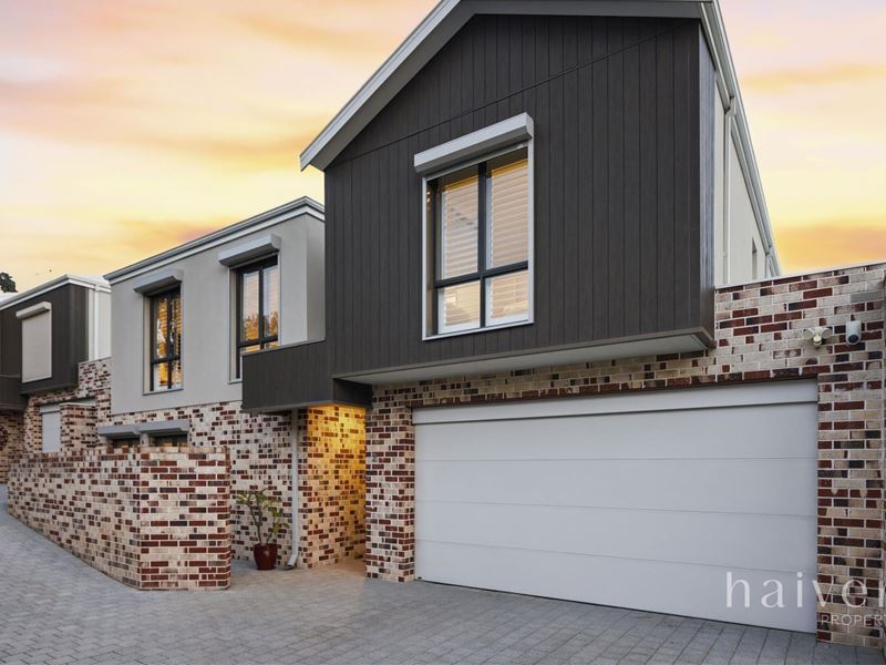 2/15 Maddox Crescent, Melville