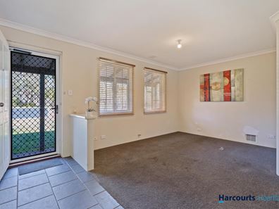 2 Erica Entrance, Glen Iris WA 6230