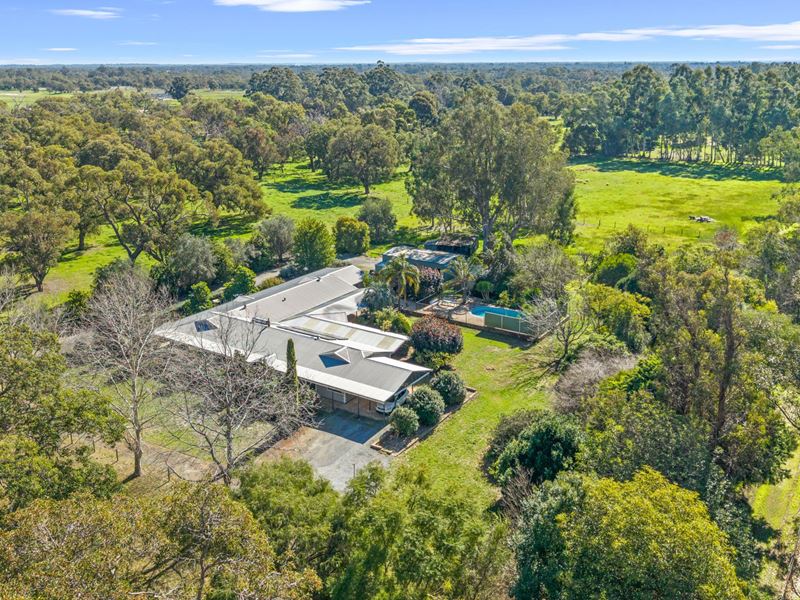 122 Wattle Road, Serpentine WA 6125