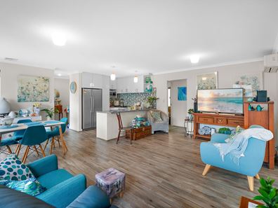 6/10 Rinaldo Place, Coolbellup WA 6163