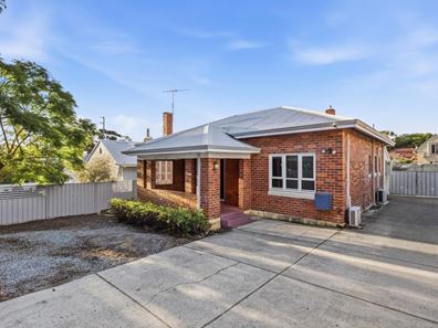 14 Nash Street, Daglish WA 6008