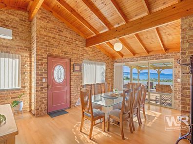 166 Bay View Drive, Little Grove WA 6330