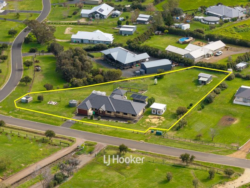 81 Waterloo Road, Roelands WA 6226