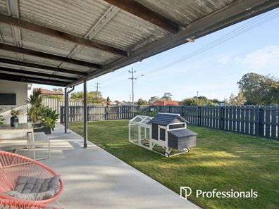 6 Burnham Way, Girrawheen WA 6064