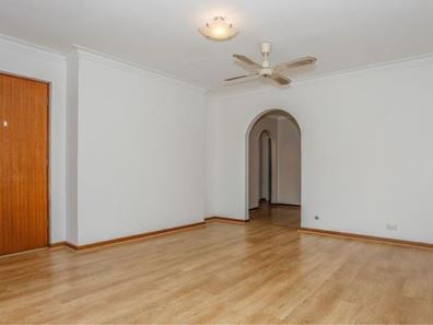 8/201 Royal Street, Yokine WA 6060