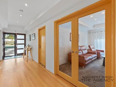43 Runnymede Gate, Wellard WA 6170
