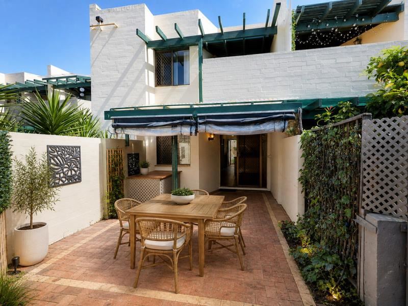 2/6 Heppingstone Street, South Perth WA 6151