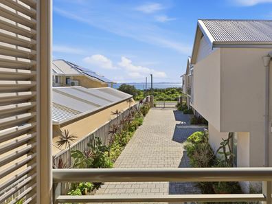 3/151 Rockingham Beach Road, Rockingham WA 6168