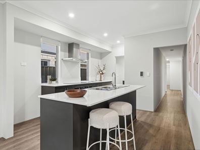34 Karreen Way, South Guildford WA 6055