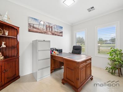 10 Jervois Street, Beeliar WA 6164
