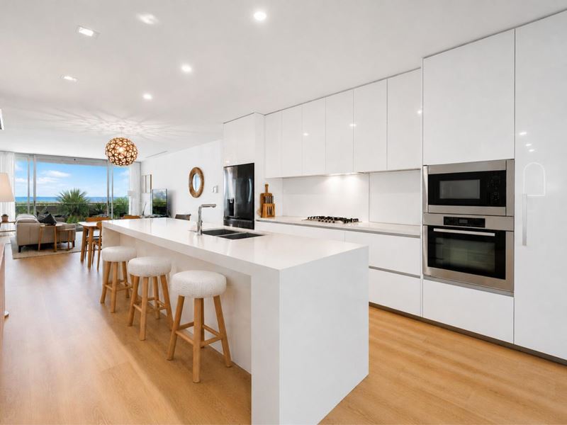 4/21 Ocean Drive, North Coogee WA 6163