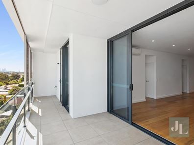 611/2 Thorburn Way, Shenton Park WA 6008