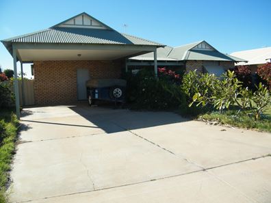 8 Mindirra Crescent, Brockman WA 6701