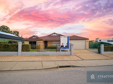 8 Camellia Loop, Forrestfield WA 6058