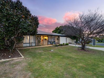 8 Connors Retreat, Clarkson WA 6030