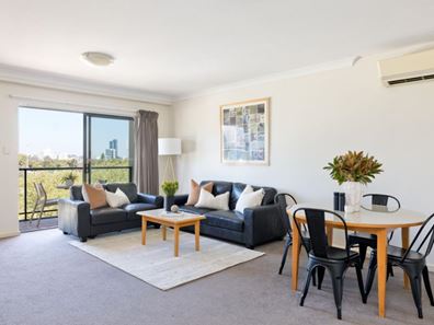 19/122 Mounts Bay Road, Perth WA 6000