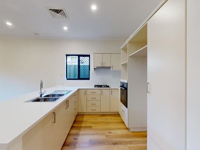 165/22 Windelya Road, Murdoch WA 6150