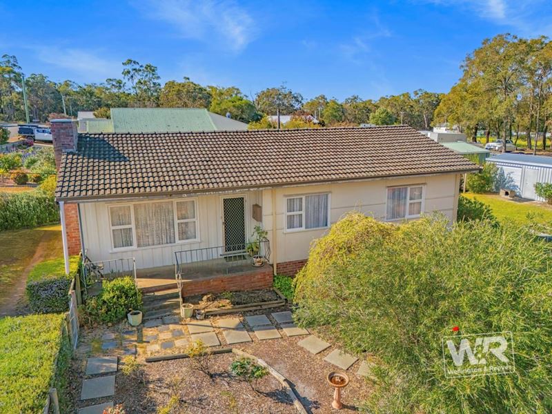 31 Webster Street, Mount Barker WA 6324
