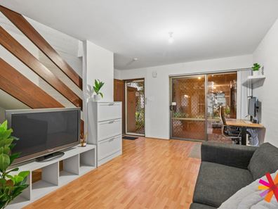 18/373 Canning Highway, Como WA 6152