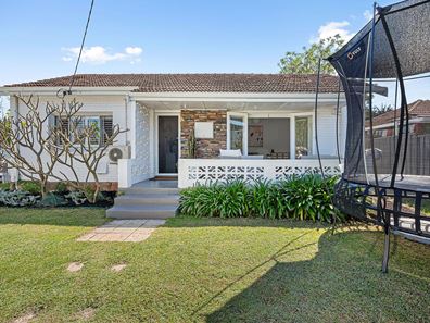 16 Geneff Street, Innaloo WA 6018